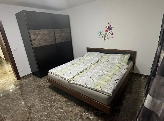 Adam's Ferienapartments *